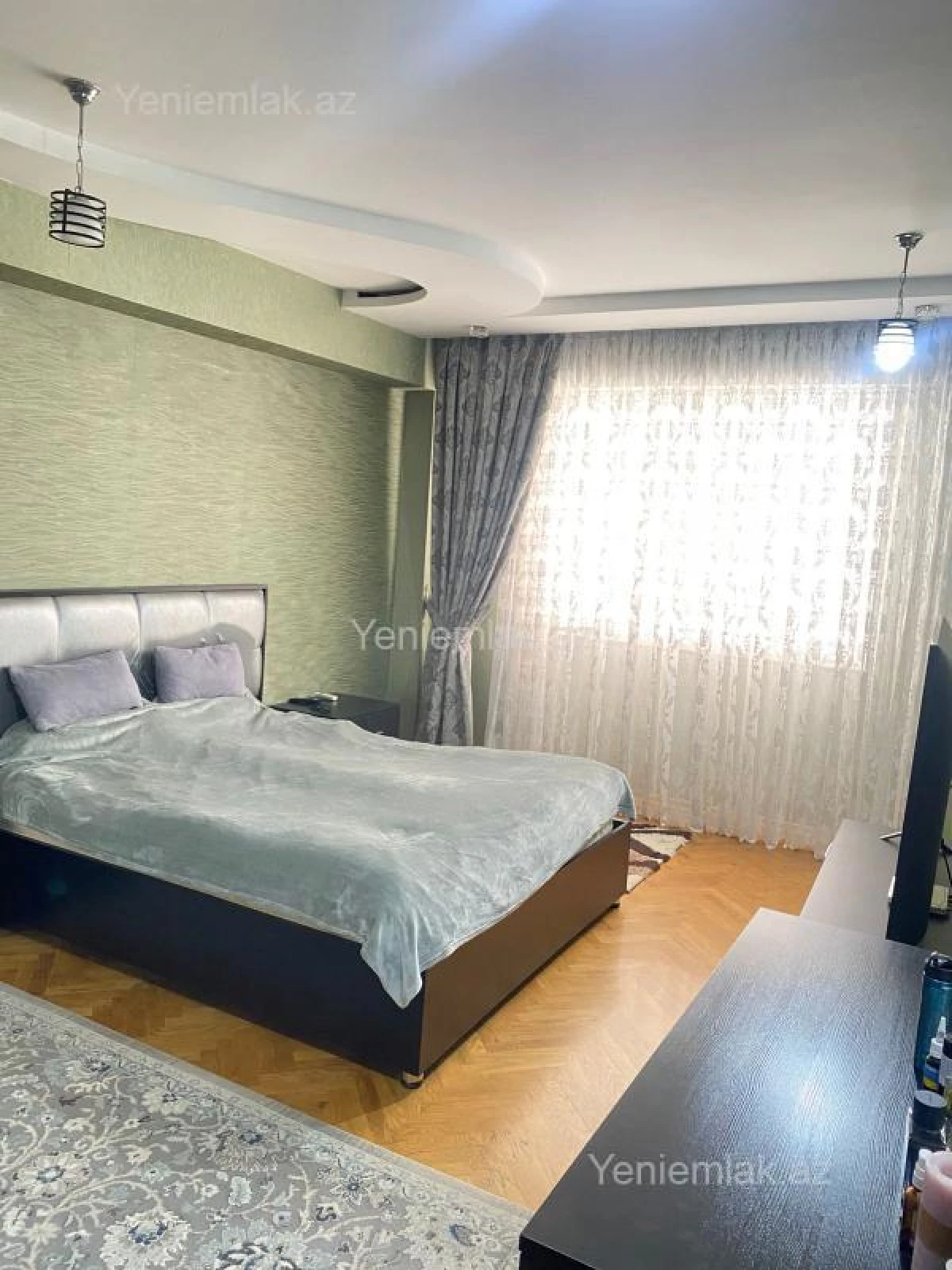 Satılır 3 otaqlı köhnə tikili 100 m²