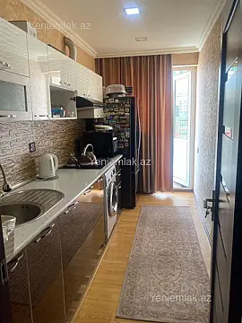 Satılır 3 otaqlı köhnə tikili 100 m²