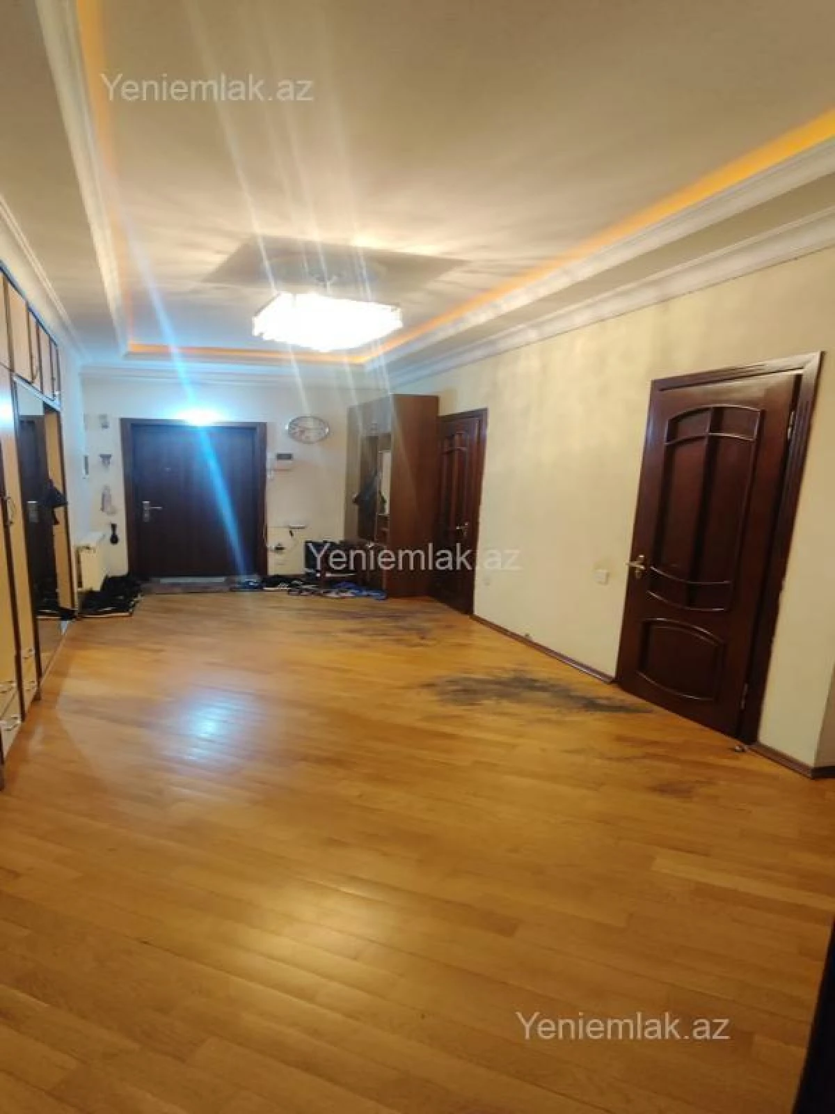 Satılır 3 otaqlı yeni tikili 150 m²