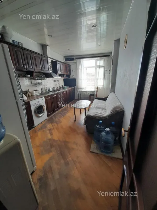 Satılır 3 otaqlı yeni tikili 150 m²