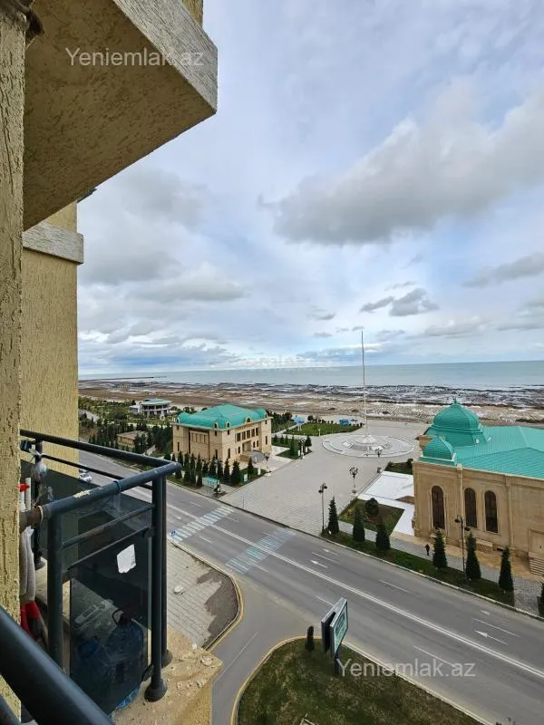 Satılır 2 otaqlı yeni tikili 60 m²