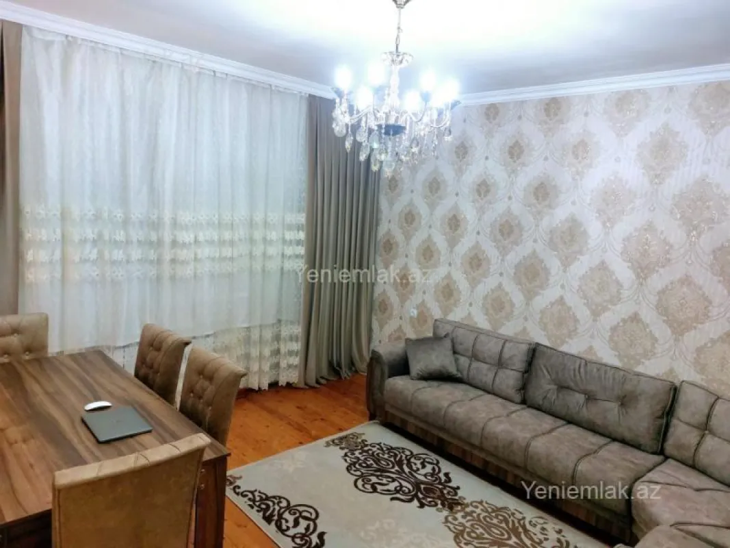 Satılır 3 otaqlı köhnə tikili 85 m²