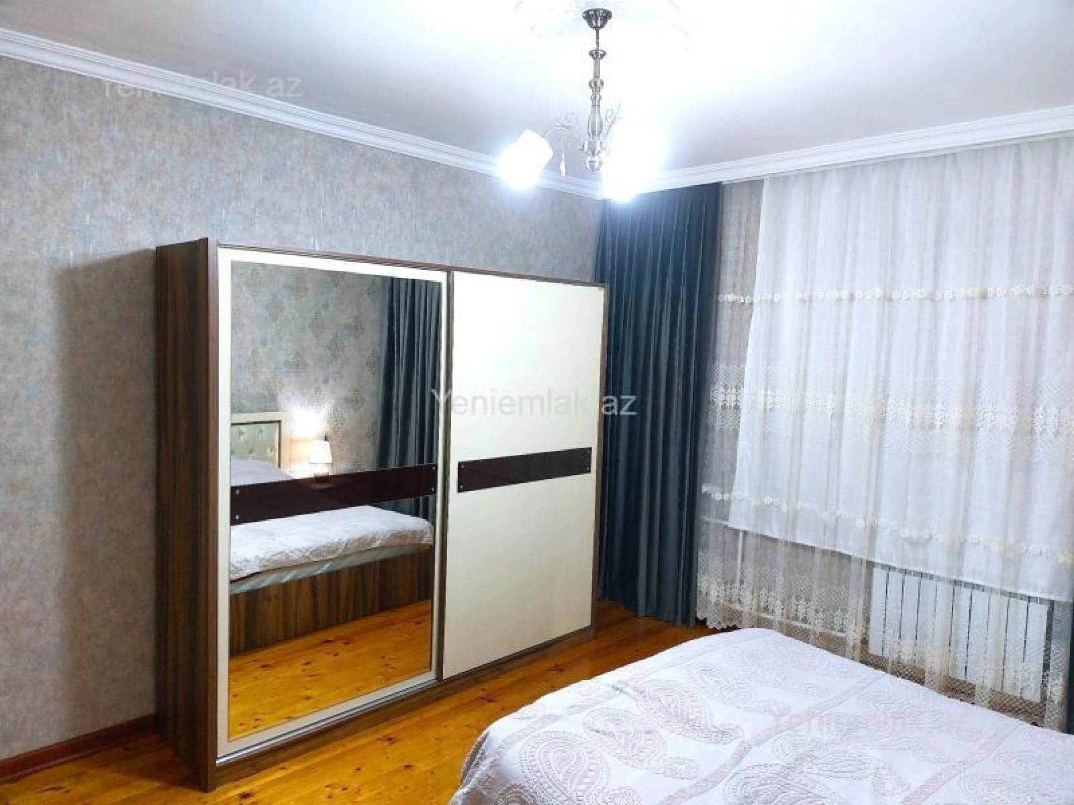 Satılır 3 otaqlı köhnə tikili 85 m²
