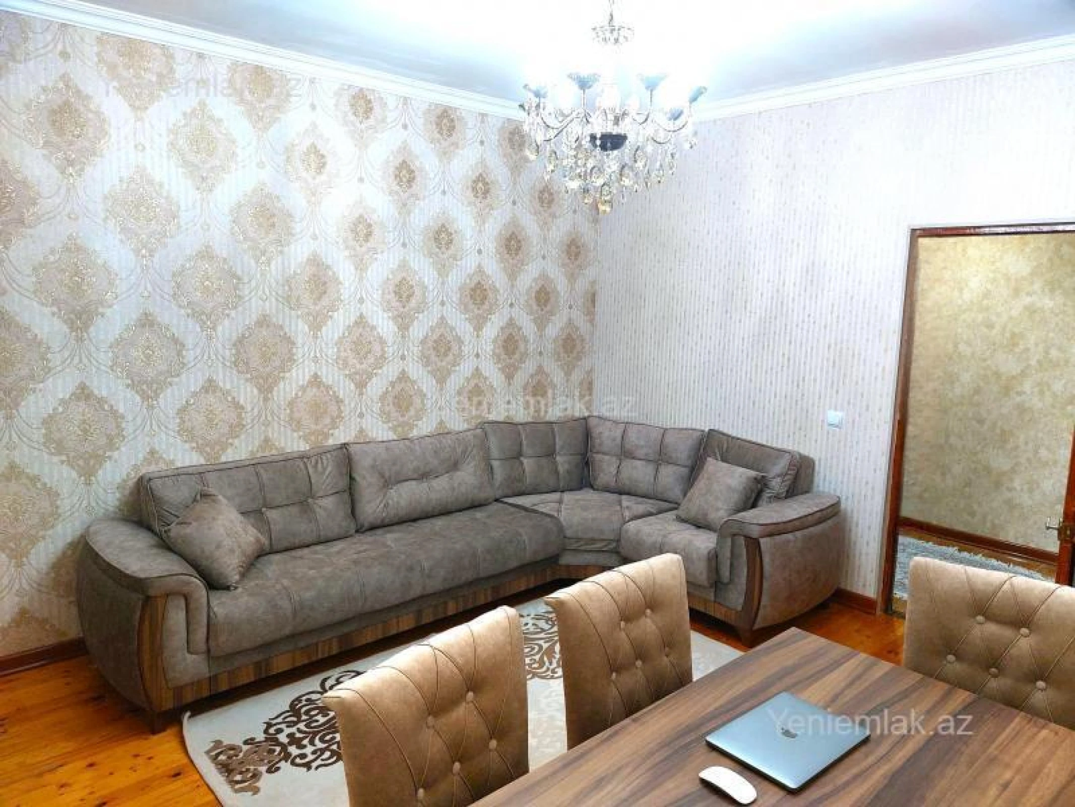 Satılır 3 otaqlı köhnə tikili 85 m²