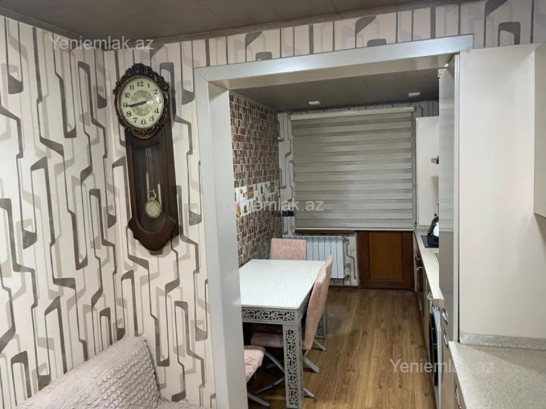 Satılır 3 otaqlı köhnə tikili 68 m²