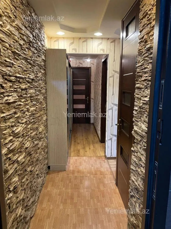 Satılır 3 otaqlı köhnə tikili 68 m²