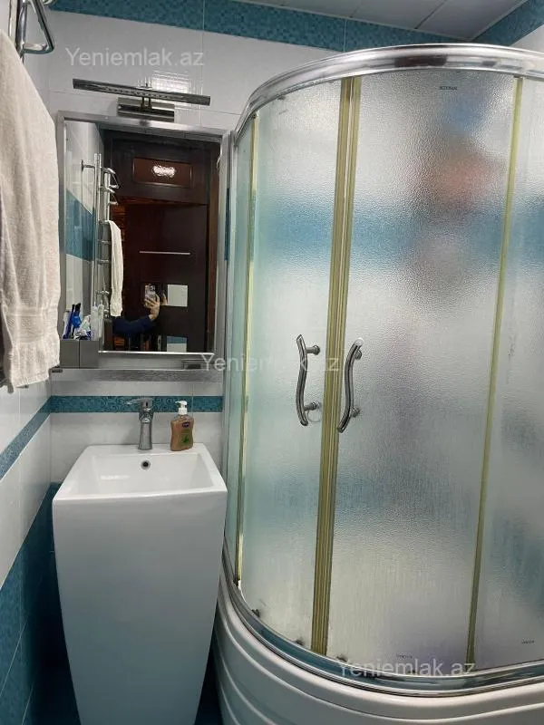 Satılır 3 otaqlı köhnə tikili 68 m²