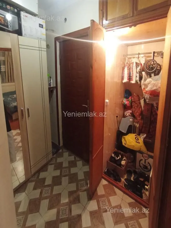 Satılır 2 otaqlı köhnə tikili 50 m²