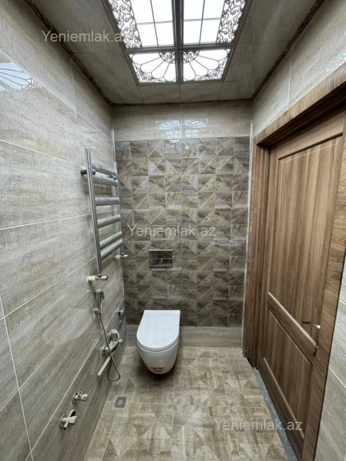 Satılır 2 otaqlı yeni tikili 56 m²