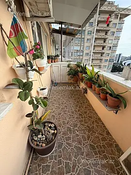 Satılır 3 otaqlı yeni tikili 135 m²
