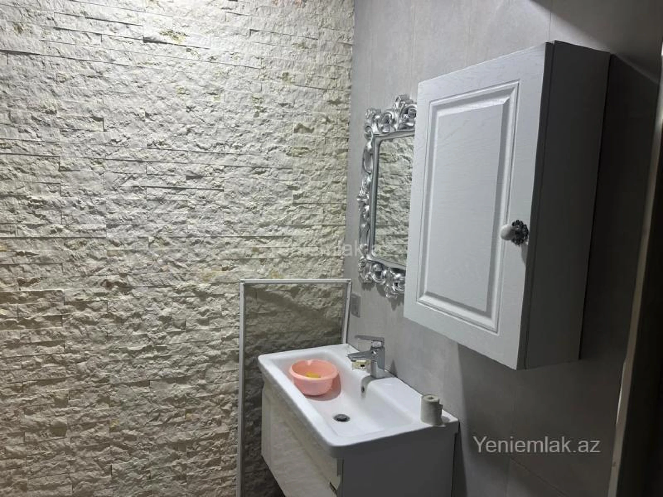 Satılır 2 otaqlı yeni tikili 87 m²