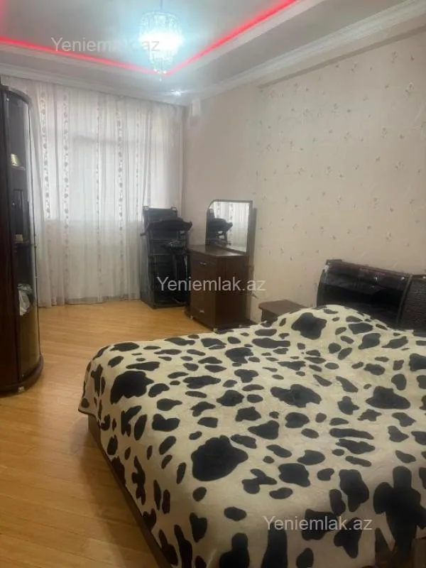 Satılır 3 otaqlı yeni tikili 146 m²