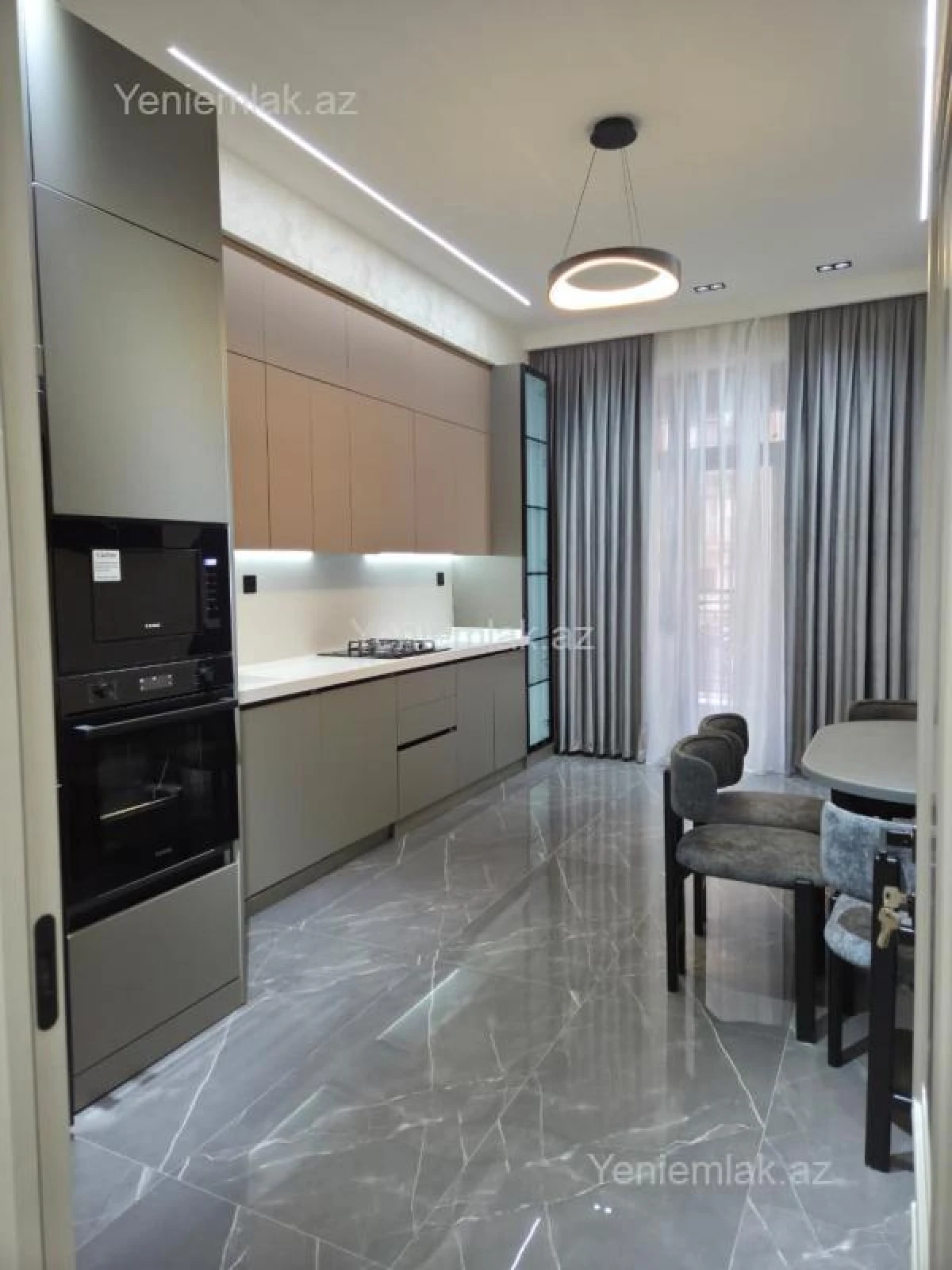 Satılır 2 otaqlı yeni tikili 96 m²