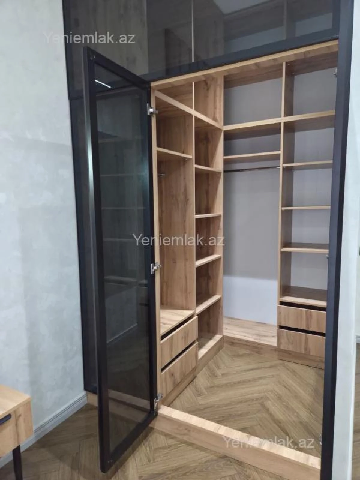 Satılır 2 otaqlı yeni tikili 96 m²
