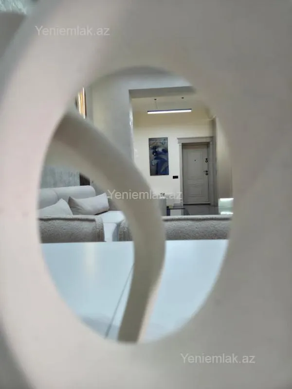 Satılır 2 otaqlı yeni tikili 96 m²