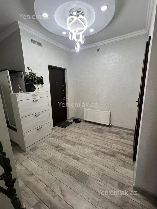Satılır 4 otaqlı yeni tikili 128 m²