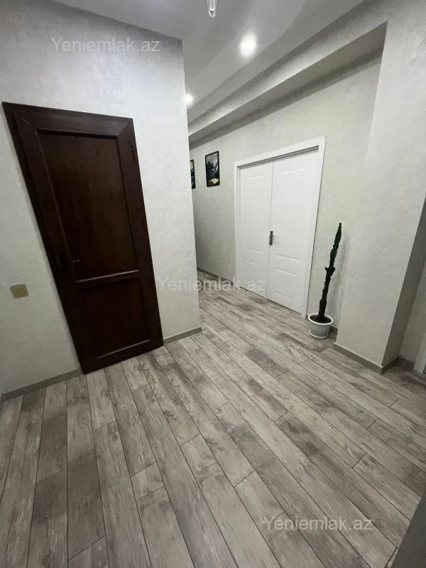 Satılır 4 otaqlı yeni tikili 128 m²