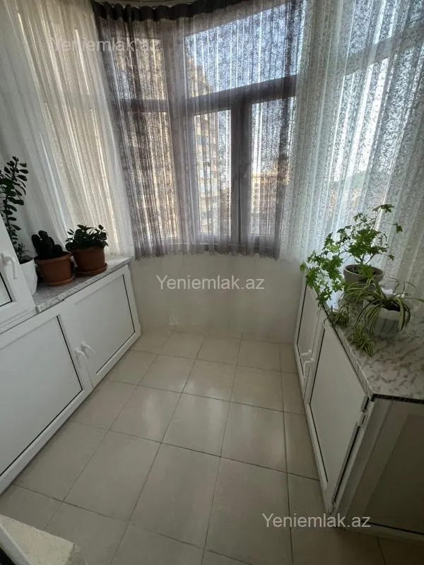Satılır 4 otaqlı yeni tikili 128 m²