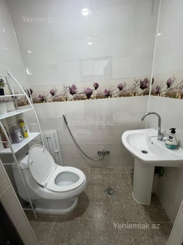 Satılır 4 otaqlı yeni tikili 128 m²