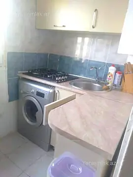 Satılır 2 otaqlı köhnə tikili 45 m²