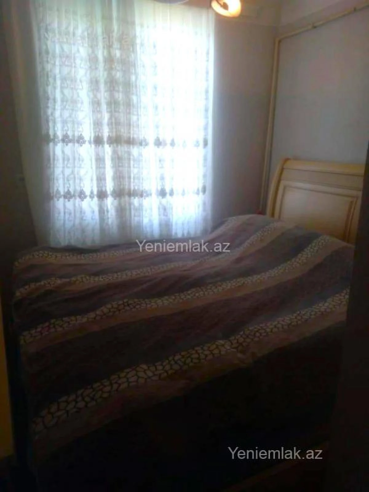 Satılır 2 otaqlı köhnə tikili 45 m²