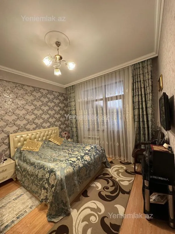 Satılır 4 otaqlı yeni tikili 110 m²