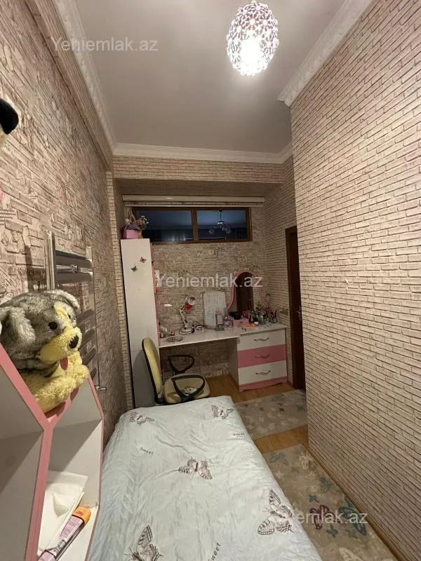 Satılır 4 otaqlı yeni tikili 110 m²