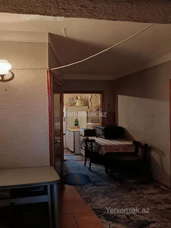 Satılır 2 otaqlı köhnə tikili 45 m²