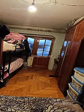 Satılır 2 otaqlı köhnə tikili 45 m²