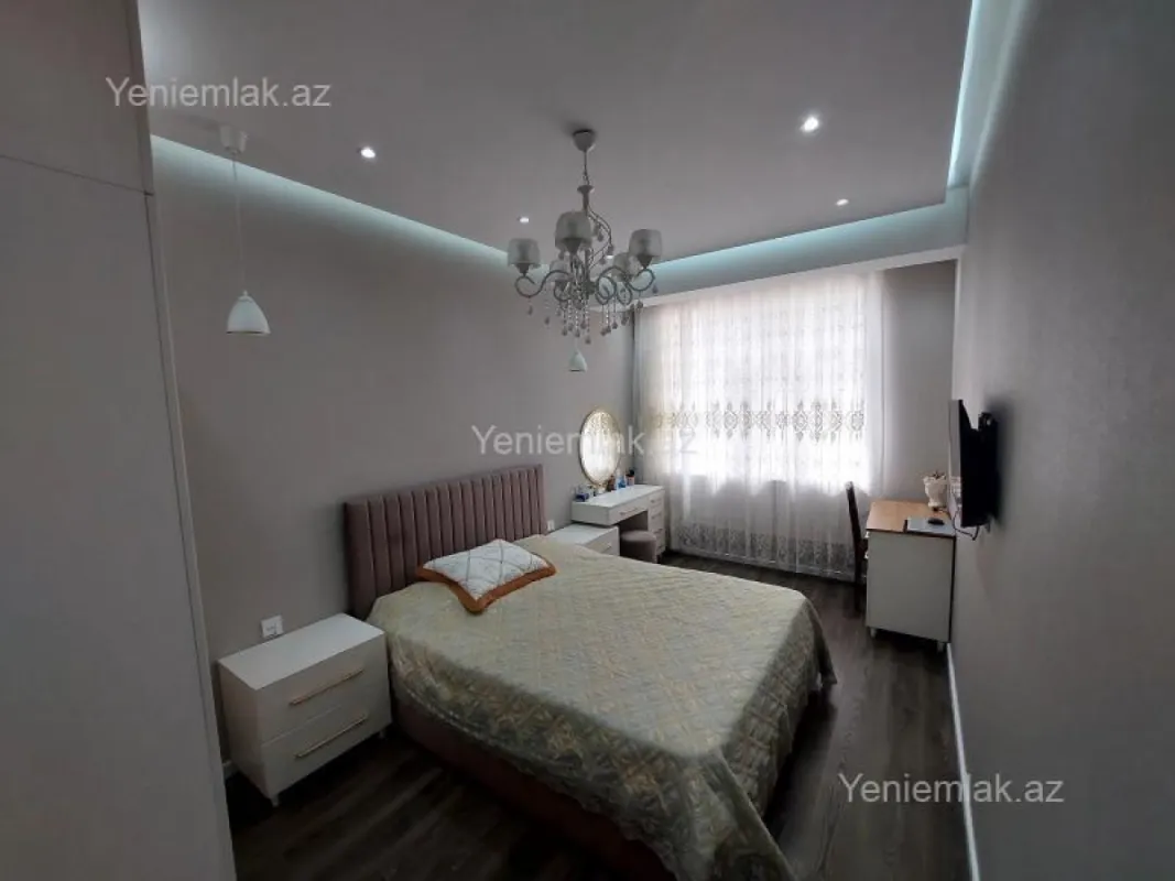 Satılır 4 otaqlı yeni tikili 124 m²