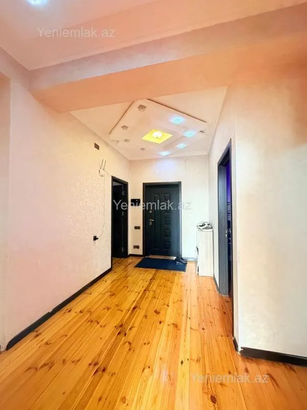 Satılır 4 otaqlı yeni tikili 95 m²