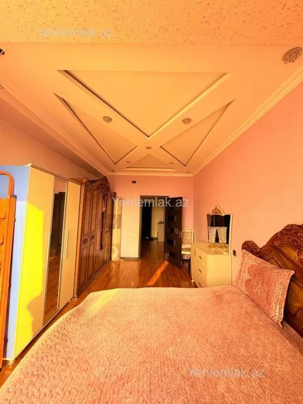 Satılır 4 otaqlı yeni tikili 95 m²