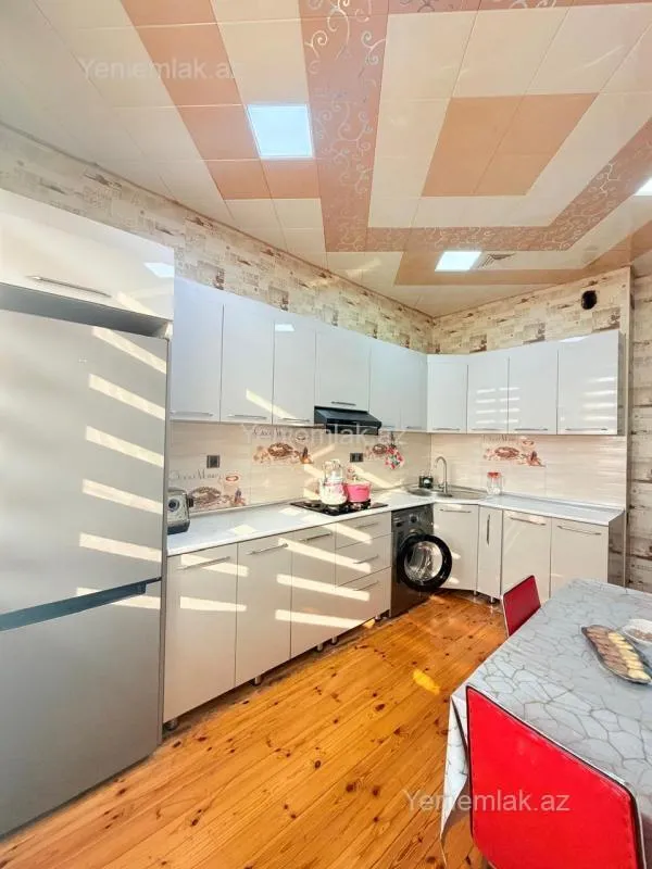 Satılır 4 otaqlı yeni tikili 95 m²