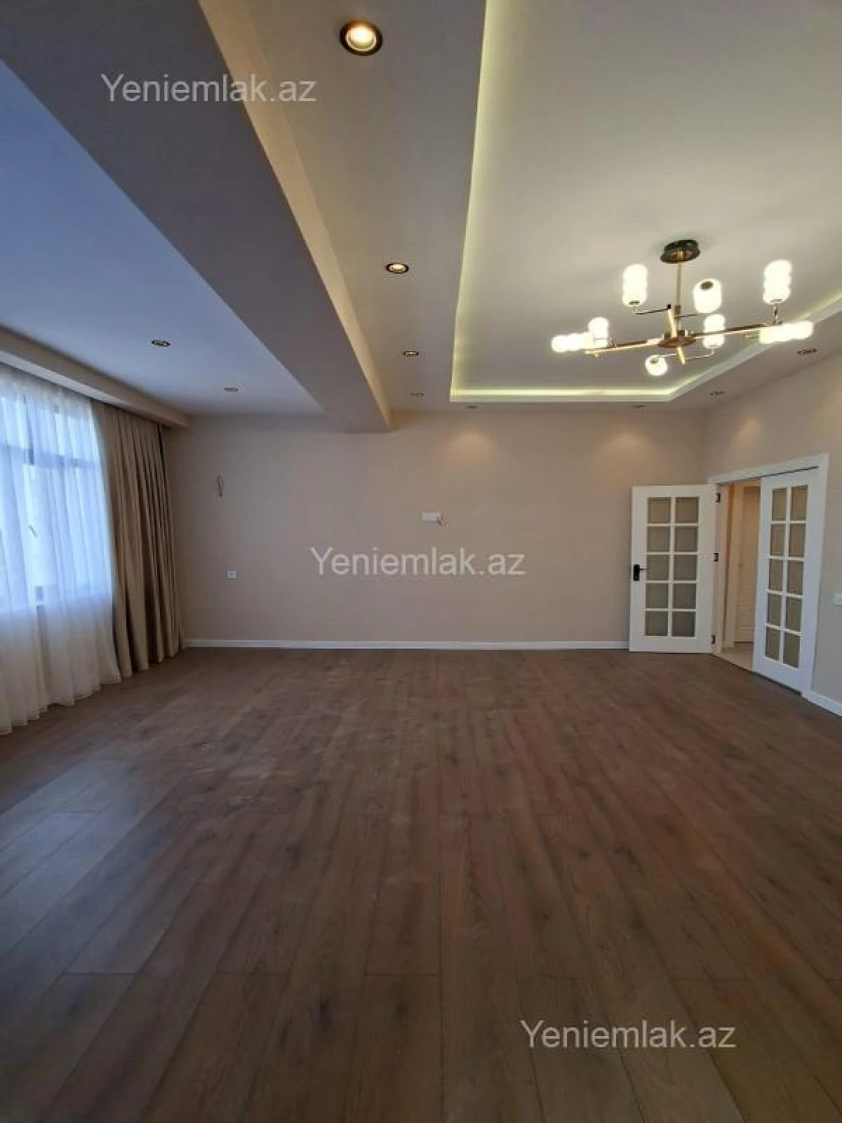 Satılır 3 otaqlı yeni tikili 131 m²
