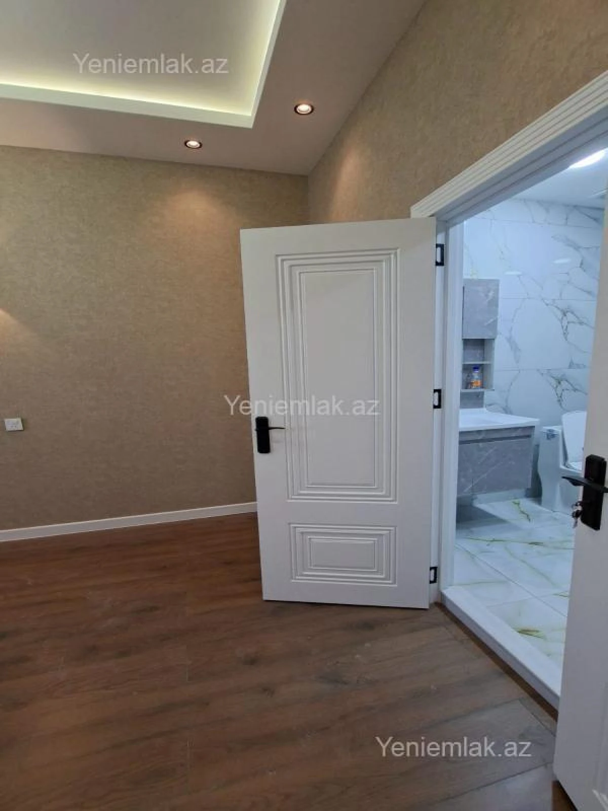 Satılır 3 otaqlı yeni tikili 131 m²