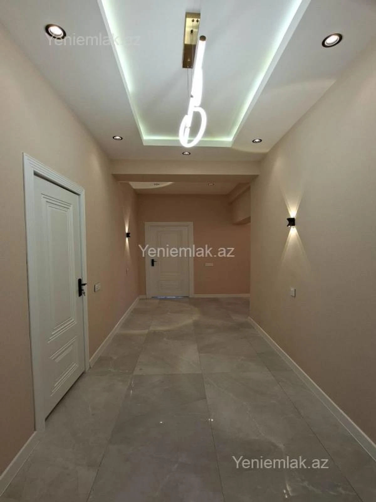 Satılır 3 otaqlı yeni tikili 131 m²