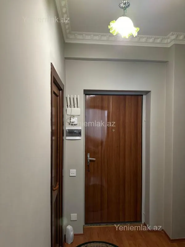 Satılır 3 otaqlı yeni tikili 72 m²