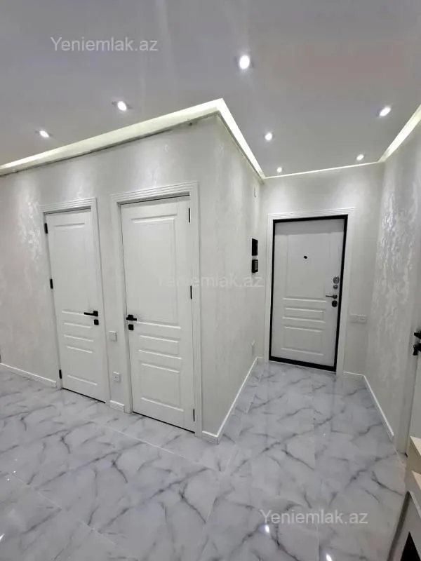 Satılır 3 otaqlı köhnə tikili 78 m²