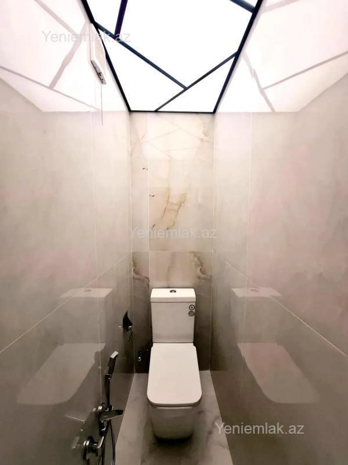 Satılır 3 otaqlı köhnə tikili 78 m²