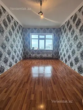 Satılır 4 otaqlı köhnə tikili 100 m²