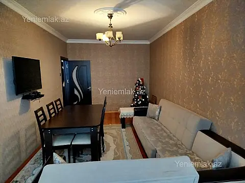Satılır 3 otaqlı köhnə tikili 72 m² — Sumqayıt, 7-ci mikrorayon 3 otaq 72.00 m²