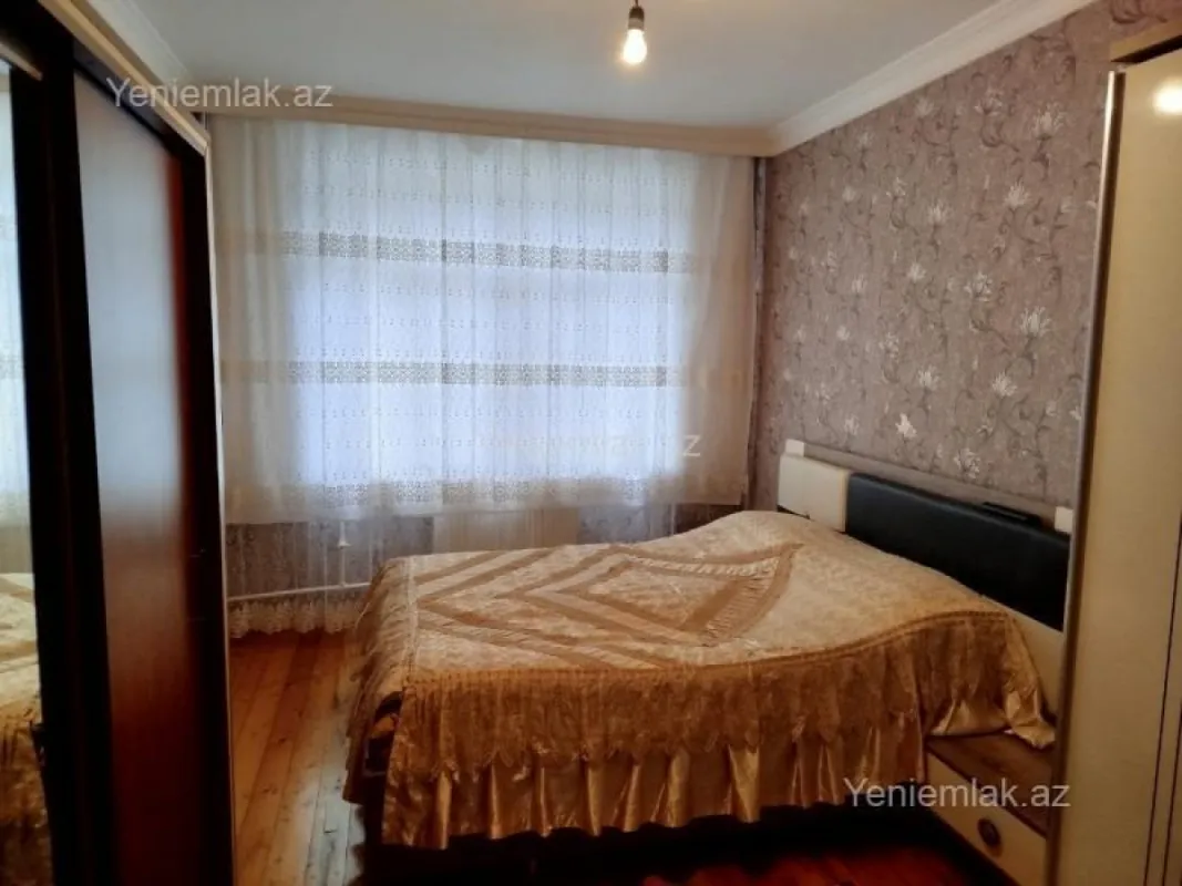 Satılır 3 otaqlı köhnə tikili 72 m²