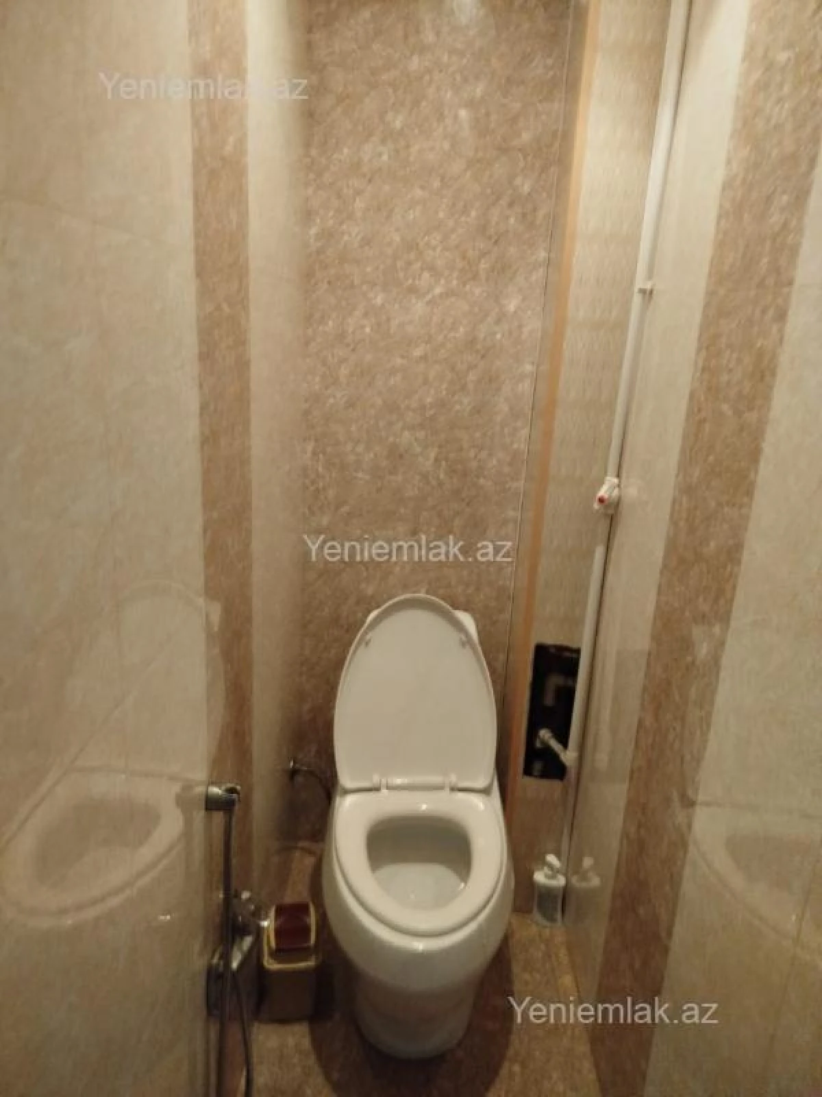 Satılır 3 otaqlı köhnə tikili 72 m²
