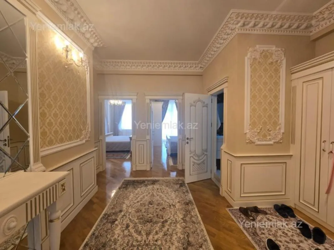 Satılır 3 otaqlı yeni tikili 161 m²