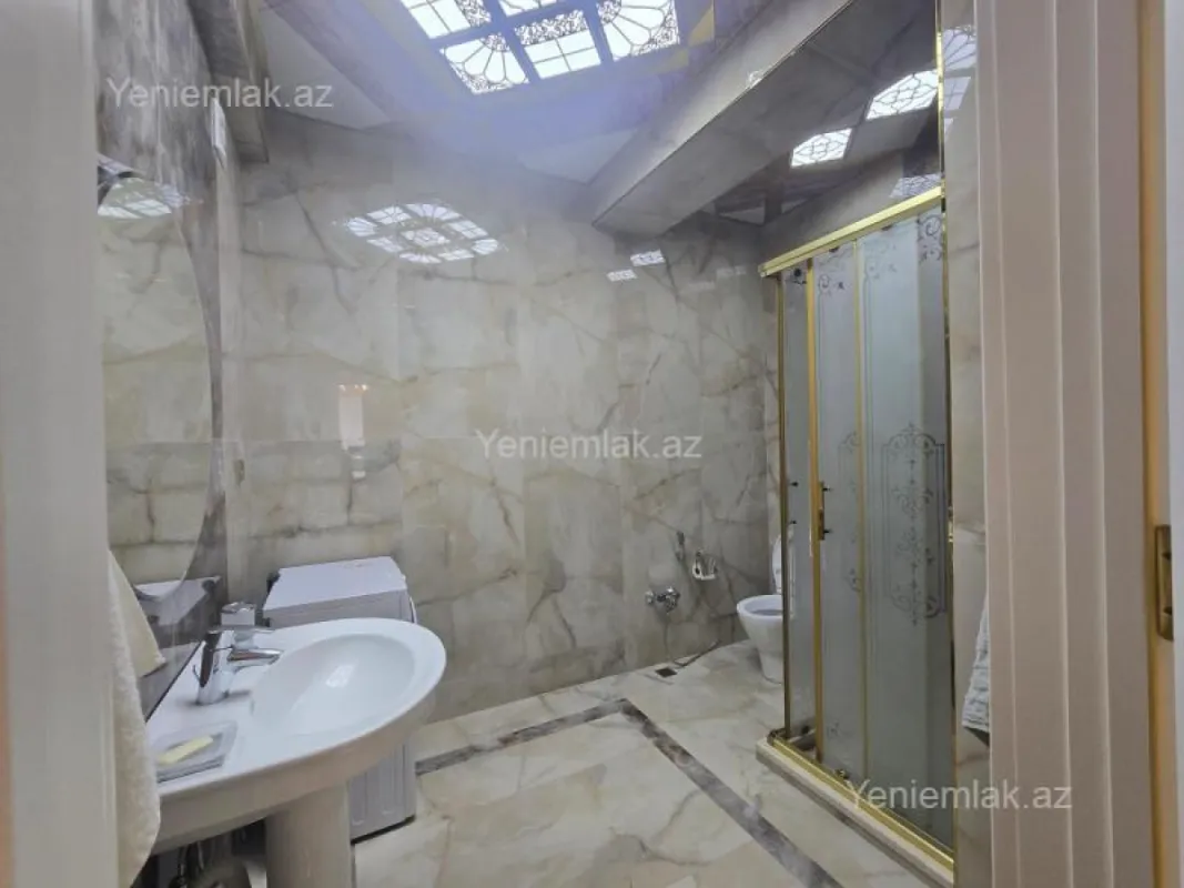 Satılır 3 otaqlı yeni tikili 161 m²