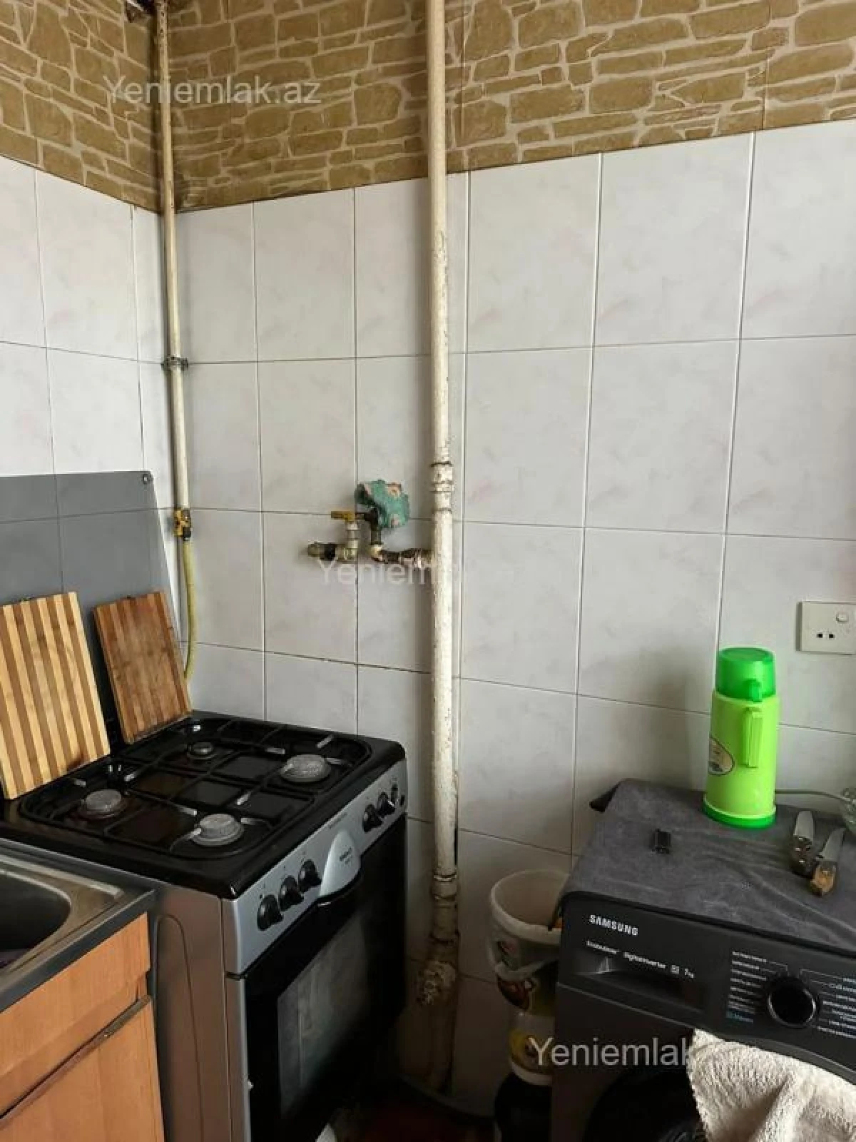 Satılır 2 otaqlı köhnə tikili 66 m²