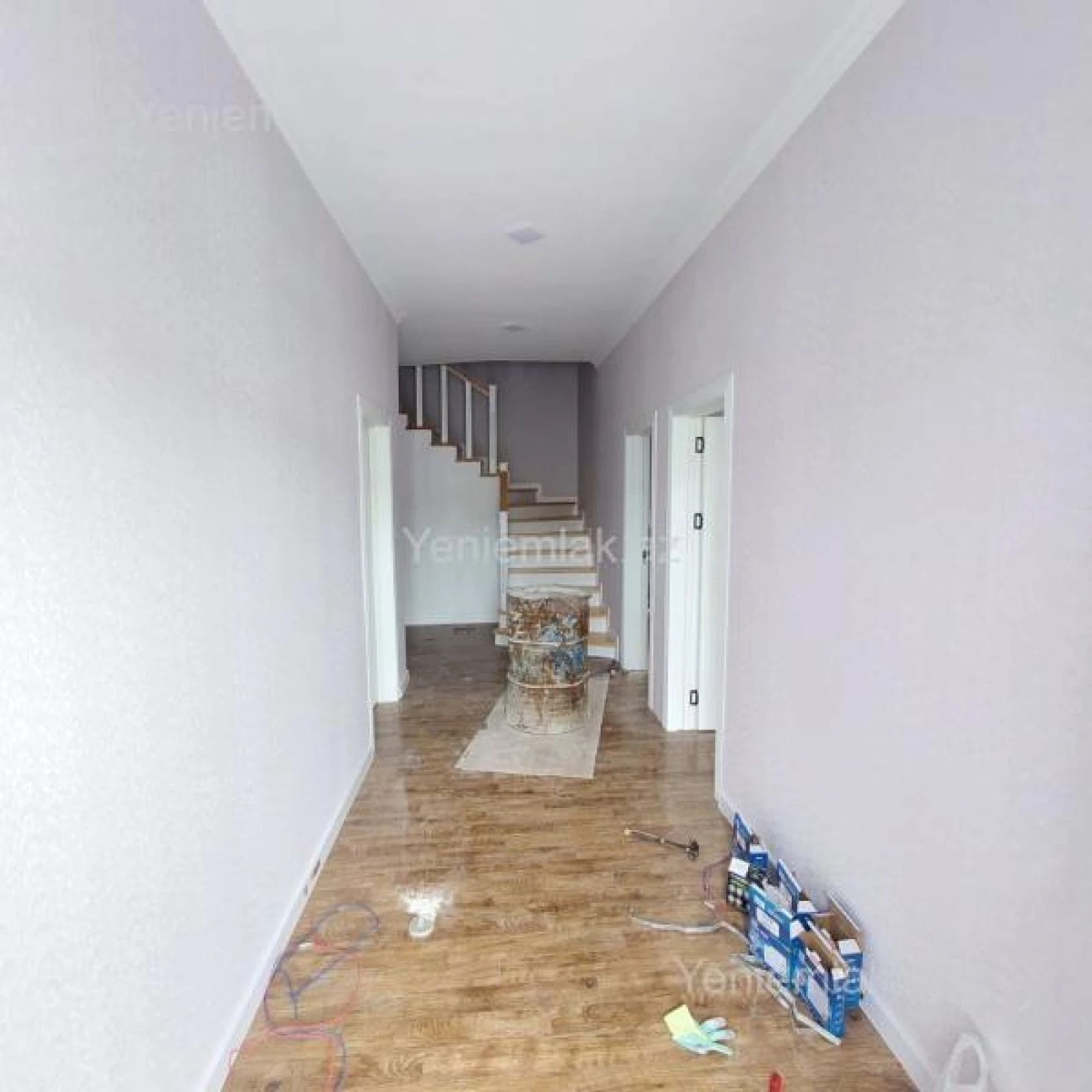 Satılır 5 otaqlı həyət evi 160 m²