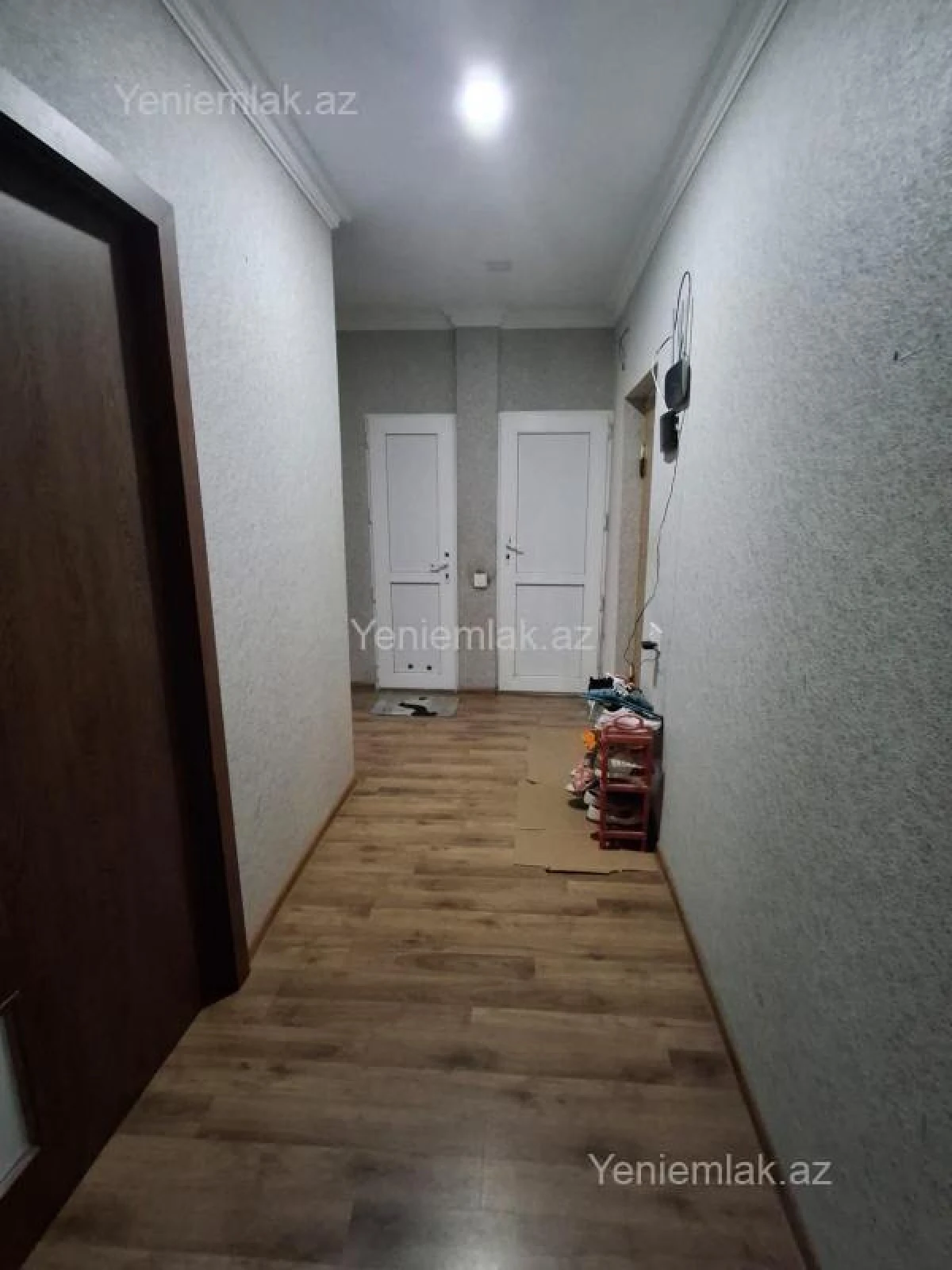 Satılır 2 otaqlı köhnə tikili 55 m²