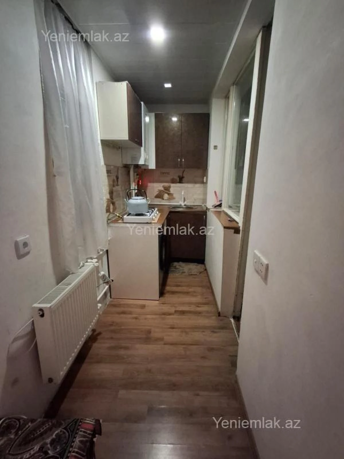 Satılır 2 otaqlı köhnə tikili 55 m²