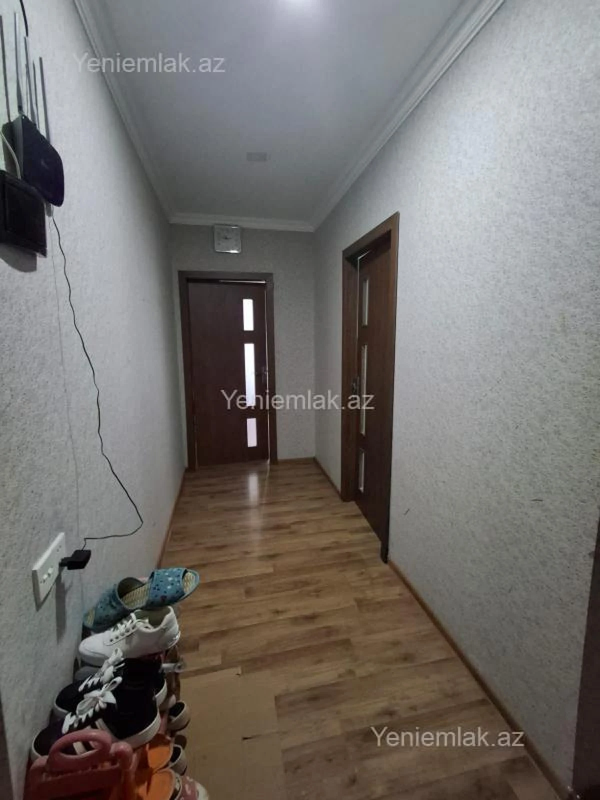 Satılır 2 otaqlı köhnə tikili 55 m²